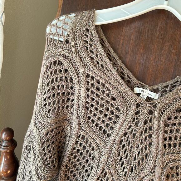 Cozy casual beige crocheted long sleeve tunic top women’s size M/L - Picture 3 of 12